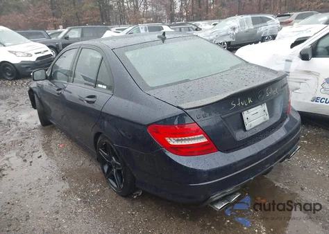 2013 Mercedes-Benz C 63 Amg from USA, damaged, VIN WDDGF7HB3DA838251
